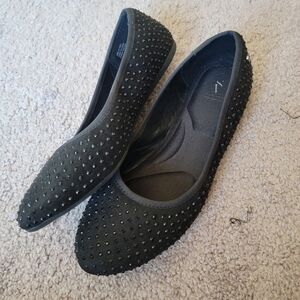 Womens Studded Flats